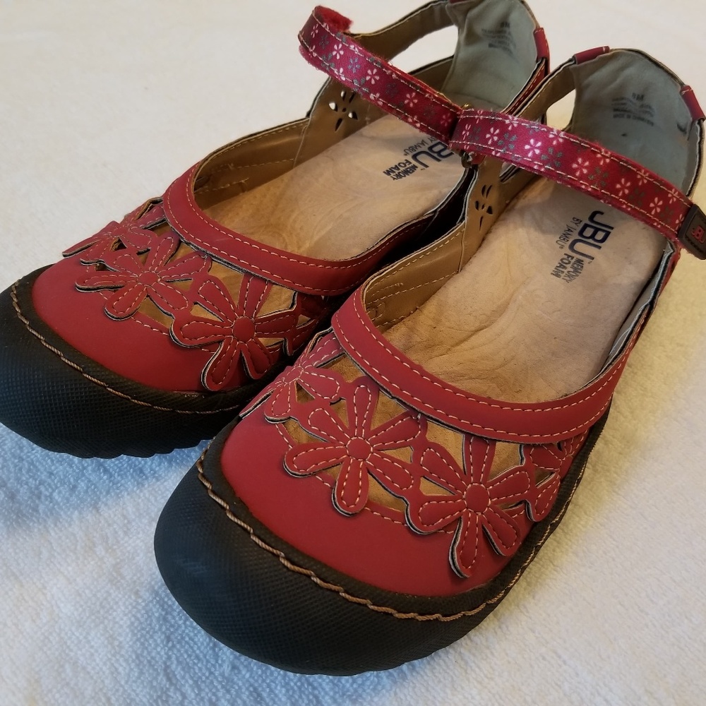 JBU Wildflower Too Mary Jane Flat Size 8 Red